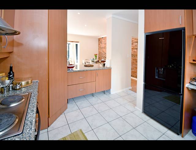 2 BEDROOM APARTMENT FOR SALE IN MORNINGSIDE